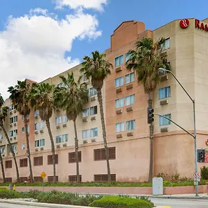 Hotel Ramada By Wyndham Hawthorne/lax
